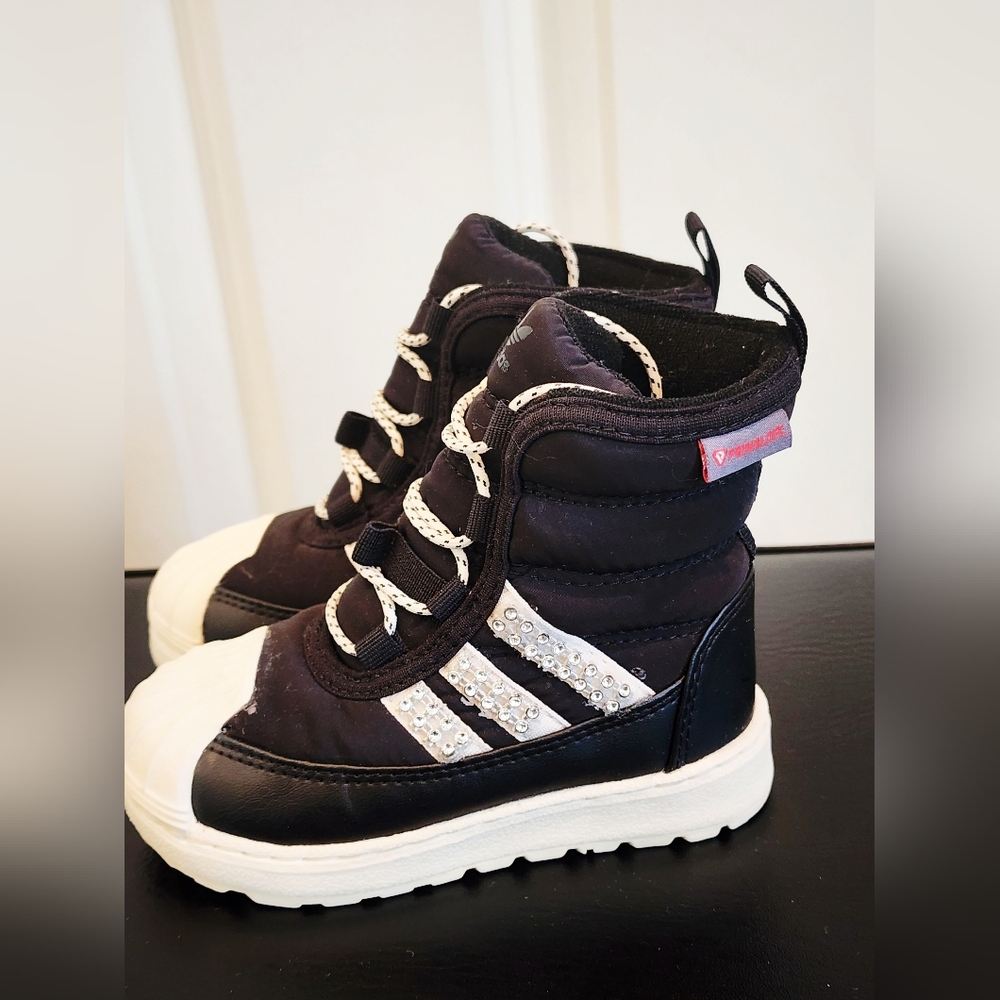 adidas KidsSuperstar 360 2.0 "Black/Ecru Tint" boots
